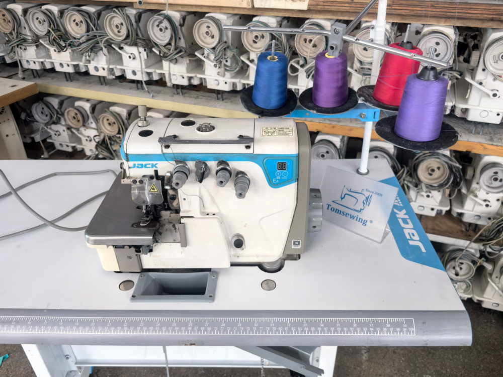 Used Jack E4 Direct Drive Overlock Sewing Machine
